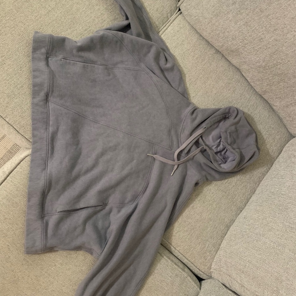 Lululemon Sweatshirt